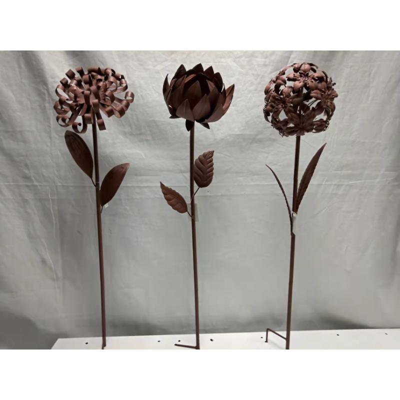 Rust Metal Flower stake